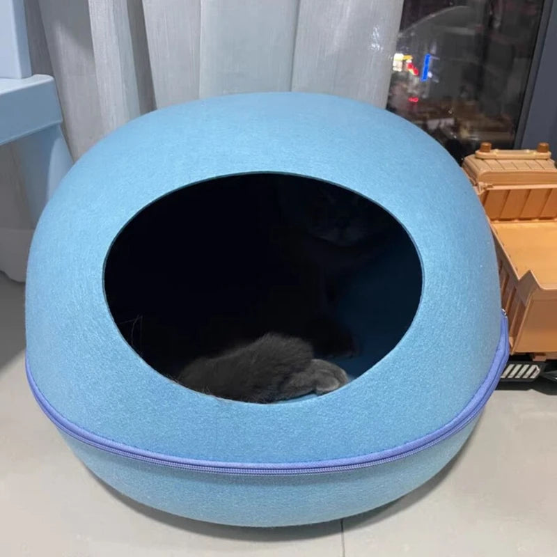 Katzenbett aus Naturfilz – gemütliche Katzenhöhle mit Kissen